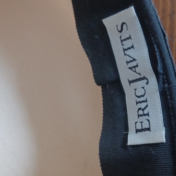 Eric Javits Cream Wool Beret with Black Velvet Flower Trim - Picture 12 of 15